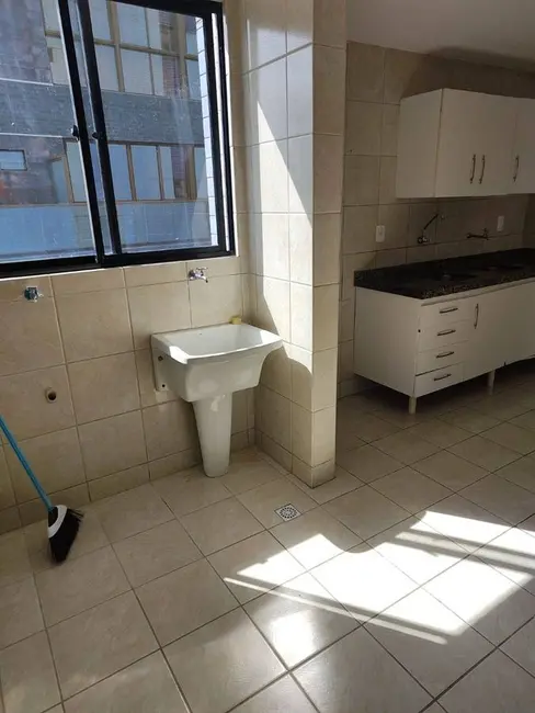 Apartamento com 2 quartos para alugar, 60m2 em Tambaú, Joao Pessoa - PB - imagem 5 Foto 5 de Apartamento com 2 quartos para alugar, 60m2 em Tambaú, Joao Pessoa - PB