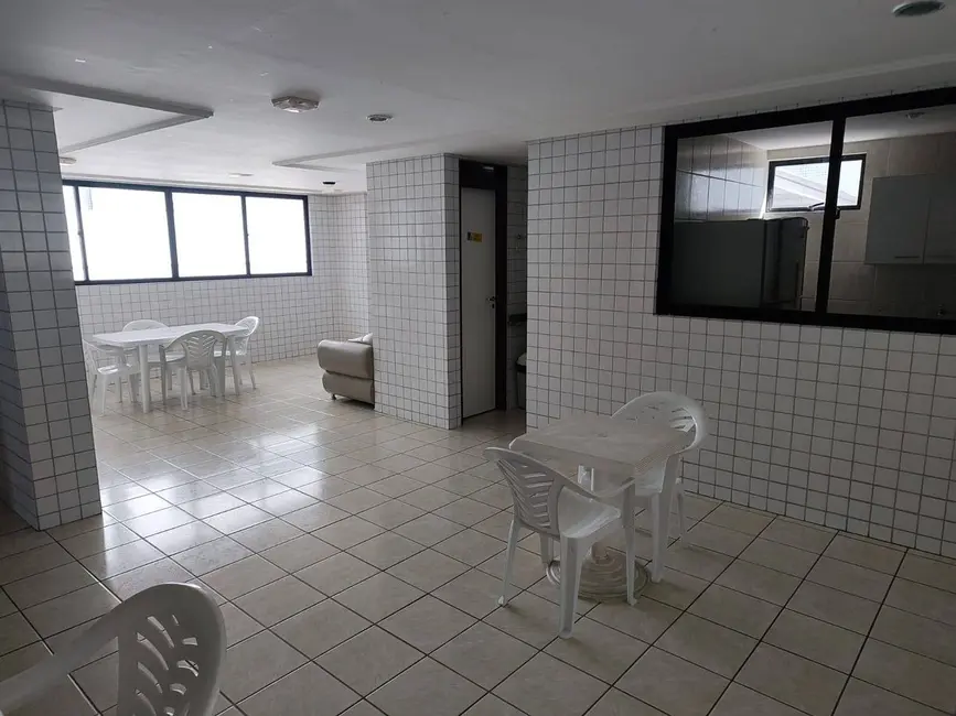 Foto 2 de Apartamento com 2 quartos para alugar, 60m2 em Tambaú, Joao Pessoa - PB