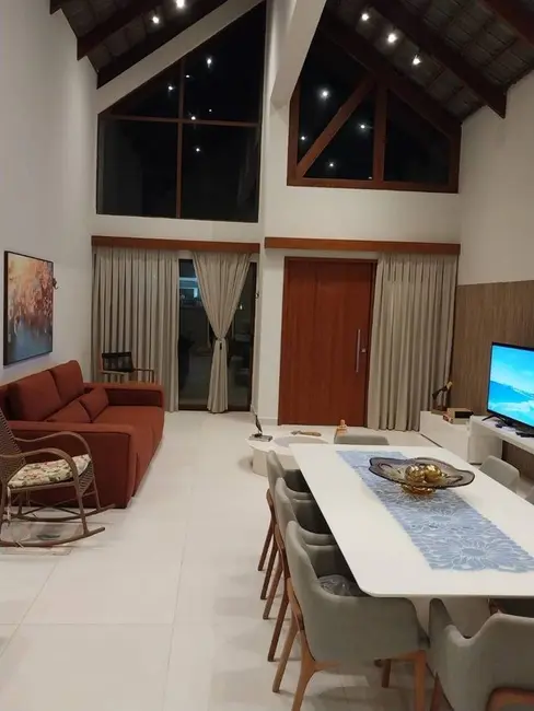 Foto 1 de Casa com 4 quartos à venda, 275m2 em Bananeiras - PB