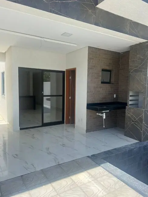 Foto 2 de Casa com 2 quartos à venda, 77m2 em Conde - PB