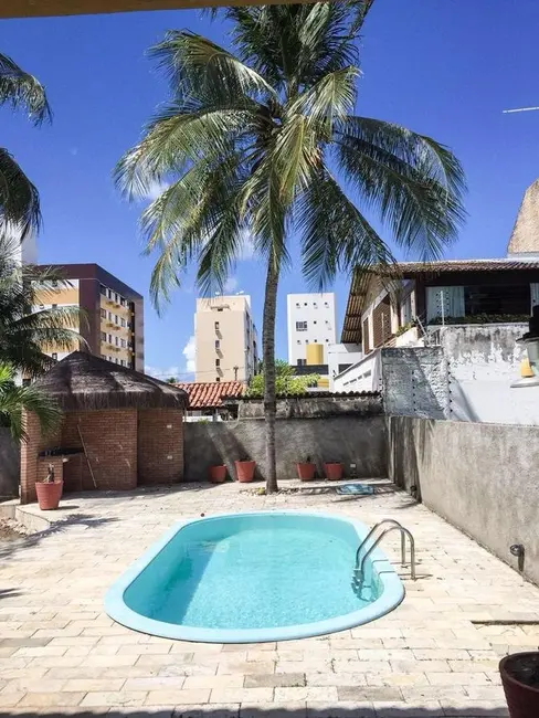 Casa com 5 quartos para alugar em Bessa, Joao Pessoa - PB - imagem 8 Foto 8 de Casa com 5 quartos para alugar em Bessa, Joao Pessoa - PB