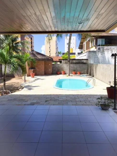 Casa com 5 quartos para alugar em Bessa, Joao Pessoa - PB - imagem 9 Foto 9 de Casa com 5 quartos para alugar em Bessa, Joao Pessoa - PB