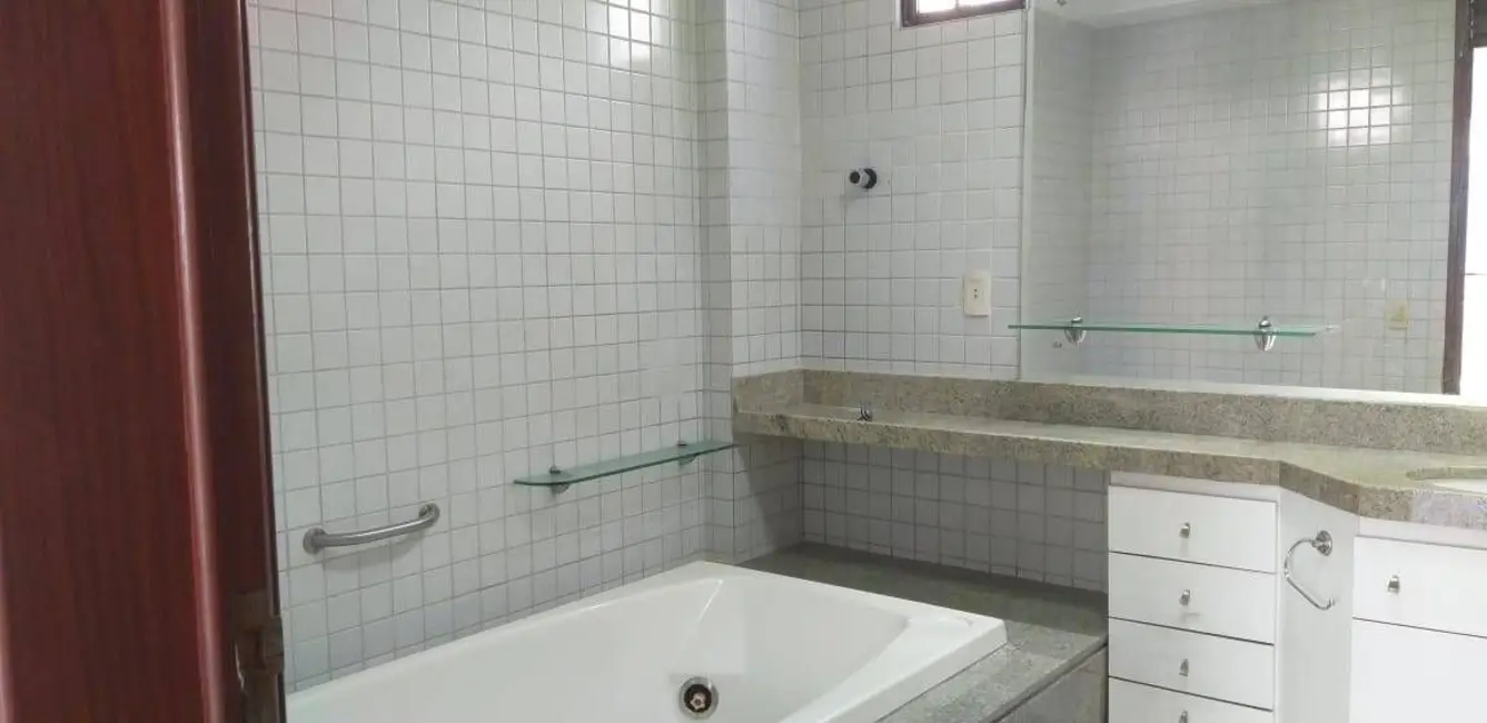 Foto 6 de Apartamento com 4 quartos à venda, 290m2 em Miramar, Joao Pessoa - PB