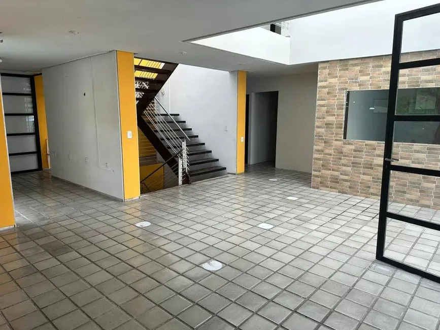 Sala Comercial com 4 quartos para alugar, 370m2 em Manaíra, Joao Pessoa - PB - imagem 3 Foto 3 de Sala Comercial com 4 quartos para alugar, 370m2 em Manaíra, Joao Pessoa - PB