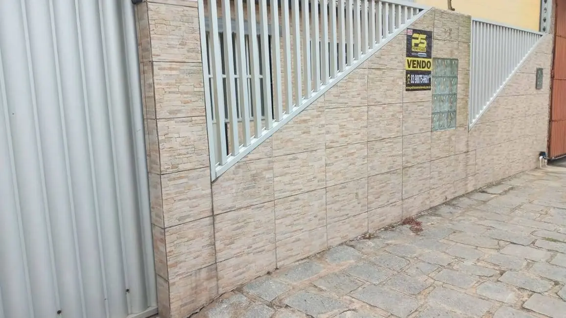 Casa com 3 quartos à venda, 418m2 em Centro, Solanea - PB - imagem 3 Foto 3 de Casa com 3 quartos à venda, 418m2 em Centro, Solanea - PB