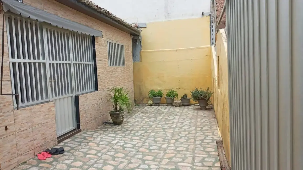 Casa com 3 quartos à venda, 418m2 em Centro, Solanea - PB - imagem 1 Foto 1 de Casa com 3 quartos à venda, 418m2 em Centro, Solanea - PB