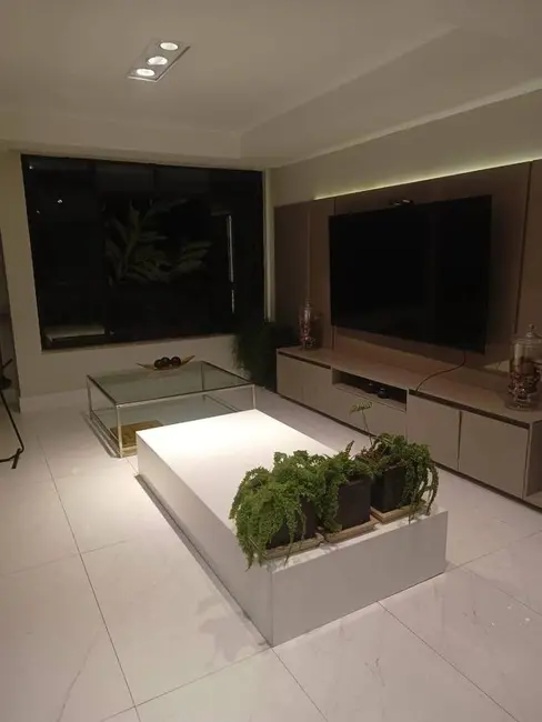 Foto 9 de Apartamento com 4 quartos à venda, 230m2 em Tambaú, Joao Pessoa - PB