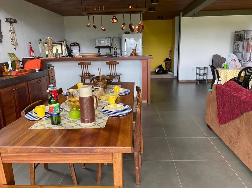 Casa com 3 quartos à venda, 200m2 em Centro, Bananeiras - PB - imagem 5 Foto 5 de Casa com 3 quartos à venda, 200m2 em Centro, Bananeiras - PB