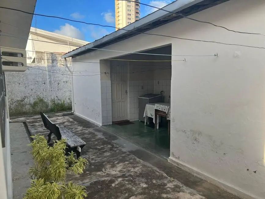 Casa com 3 quartos à venda, 187m2 em Estados, Joao Pessoa - PB - imagem 3 Foto 3 de Casa com 3 quartos à venda, 187m2 em Estados, Joao Pessoa - PB