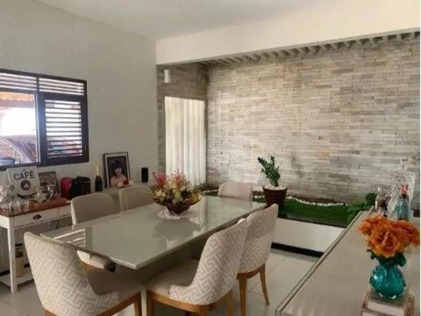Casa com 3 quartos à venda, 210m2 em Ponta de Campina, Cabedelo - PB - imagem 4 Foto 4 de Casa com 3 quartos à venda, 210m2 em Ponta de Campina, Cabedelo - PB