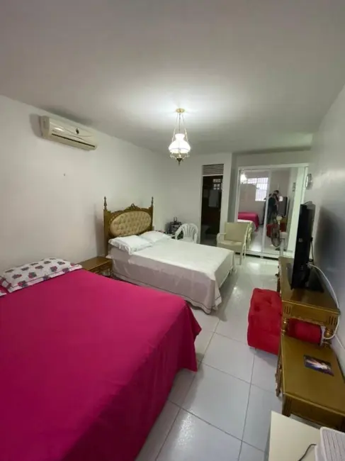 Casa com 3 quartos para alugar, 360m2 em Manaíra, Joao Pessoa - PB - imagem 8 Foto 8 de Casa com 3 quartos para alugar, 360m2 em Manaíra, Joao Pessoa - PB