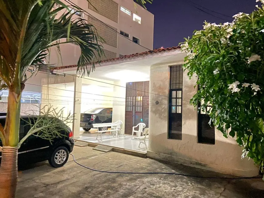 Foto 1 de Casa com 3 quartos para alugar, 360m2 em Manaíra, Joao Pessoa - PB
