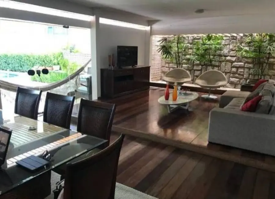 Casa com 4 quartos para alugar, 350m2 em Manaíra, Joao Pessoa - PB - imagem 4 Foto 4 de Casa com 4 quartos para alugar, 350m2 em Manaíra, Joao Pessoa - PB