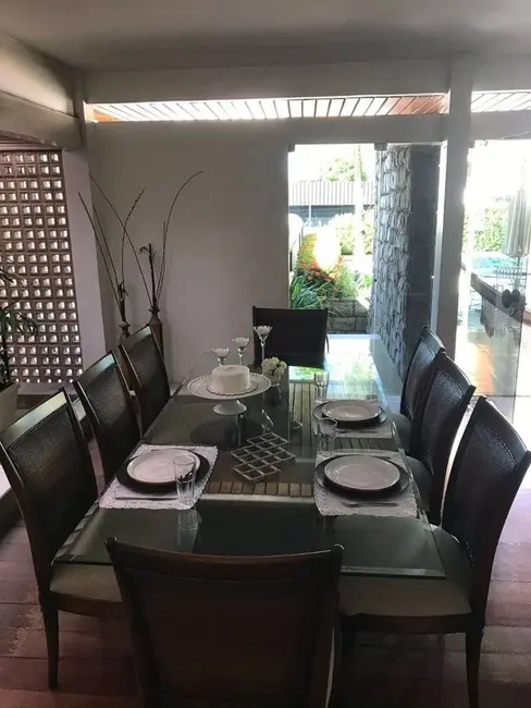 Casa com 4 quartos para alugar, 350m2 em Manaíra, Joao Pessoa - PB - imagem 5 Foto 5 de Casa com 4 quartos para alugar, 350m2 em Manaíra, Joao Pessoa - PB