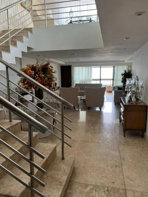 Foto 2 de Apartamento com 5 quartos à venda, 600m2 em Cabo Branco, Joao Pessoa - PB