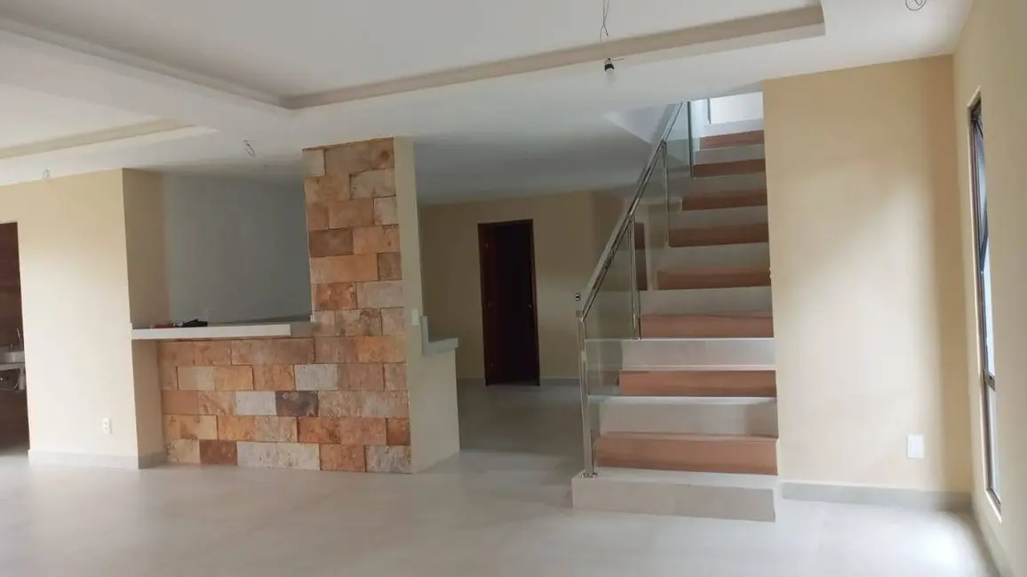 Casa com 6 quartos à venda, 319m2 em Bananeiras - PB - imagem 8 Foto 8 de Casa com 6 quartos à venda, 319m2 em Bananeiras - PB