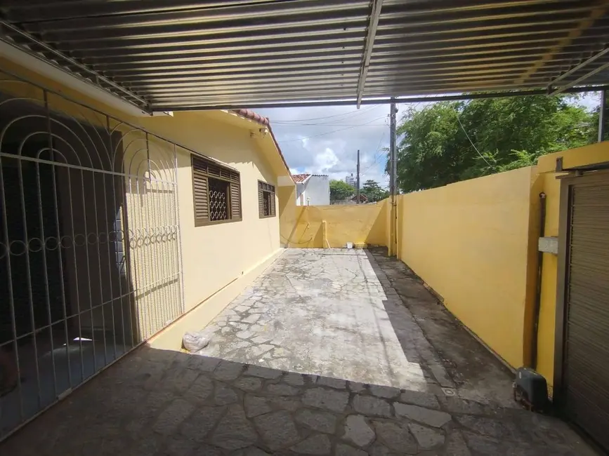 Foto 2 de Casa com 5 quartos à venda, 160m2 em Brisamar, Joao Pessoa - PB