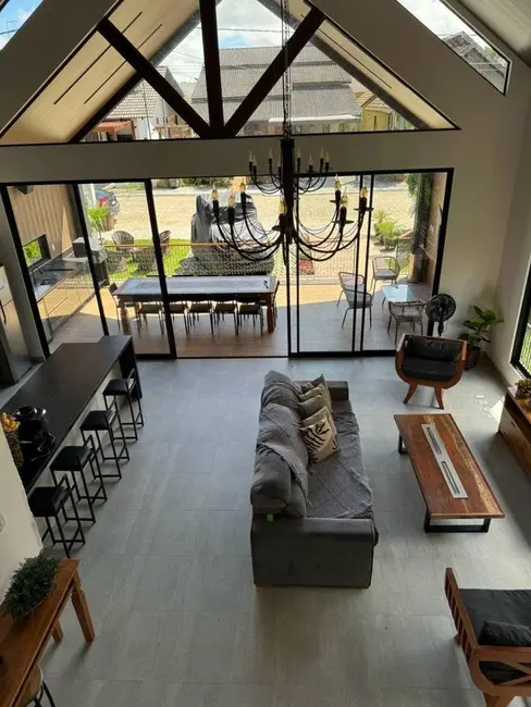 Casa com 5 quartos à venda, 265m2 em Bananeiras - PB - imagem 5 Foto 5 de Casa com 5 quartos à venda, 265m2 em Bananeiras - PB