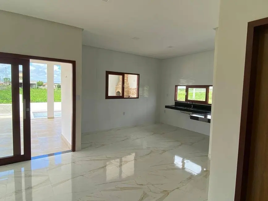 Foto 2 de Casa com 3 quartos à venda, 300m2 em Sao Miguel De Taipu - PB