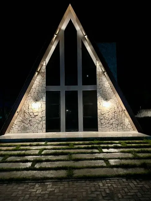 Foto 1 de Casa com 3 quartos à venda, 200m2 em Bananeiras - PB