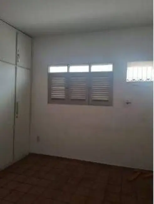 Casa com 4 quartos à venda, 230m2 em Estados, Joao Pessoa - PB - imagem 3 Foto 3 de Casa com 4 quartos à venda, 230m2 em Estados, Joao Pessoa - PB