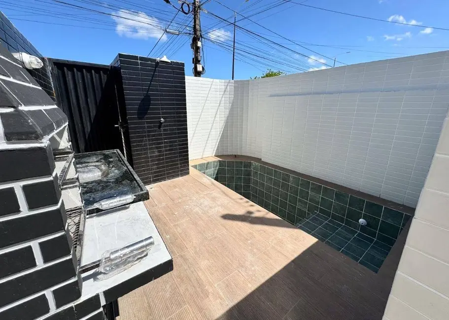 Apartamento com 2 quartos à venda, 40m2 em Paratibe, Joao Pessoa - PB - imagem 2 Foto 2 de Apartamento com 2 quartos à venda, 40m2 em Paratibe, Joao Pessoa - PB