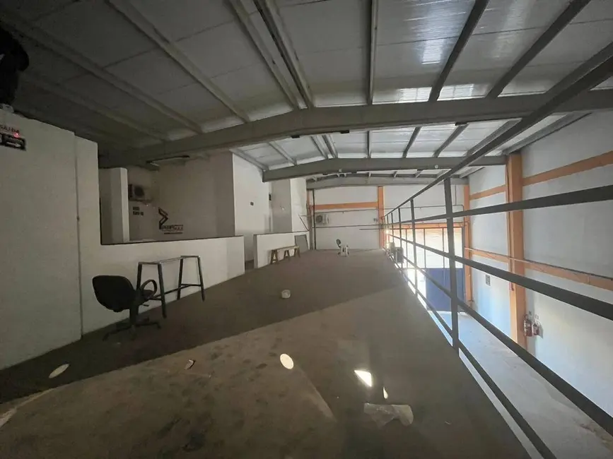 Armazém / Galpão para alugar, 1000m2 em Renascer, Cabedelo - PB - imagem 4 Foto 4 de Armazém / Galpão para alugar, 1000m2 em Renascer, Cabedelo - PB