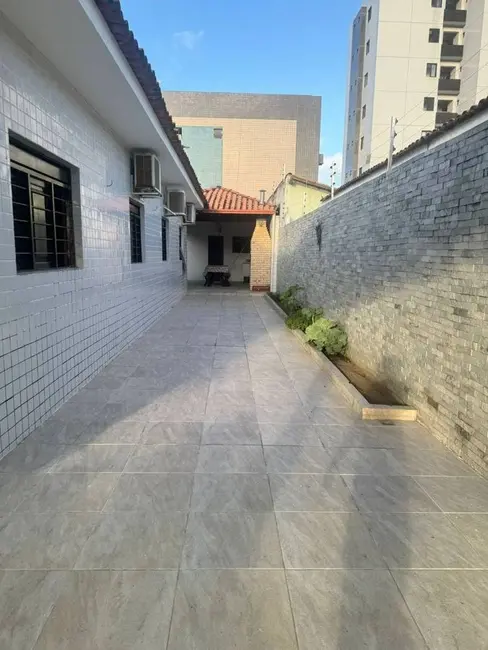 Foto 2 de Casa com 4 quartos à venda, 384m2 em Jardim Cidade Universitária, Joao Pessoa - PB