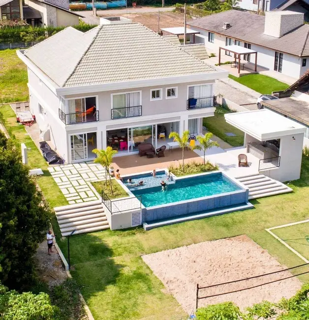 Foto 1 de Casa com 8 quartos à venda, 520m2 em Bananeiras - PB