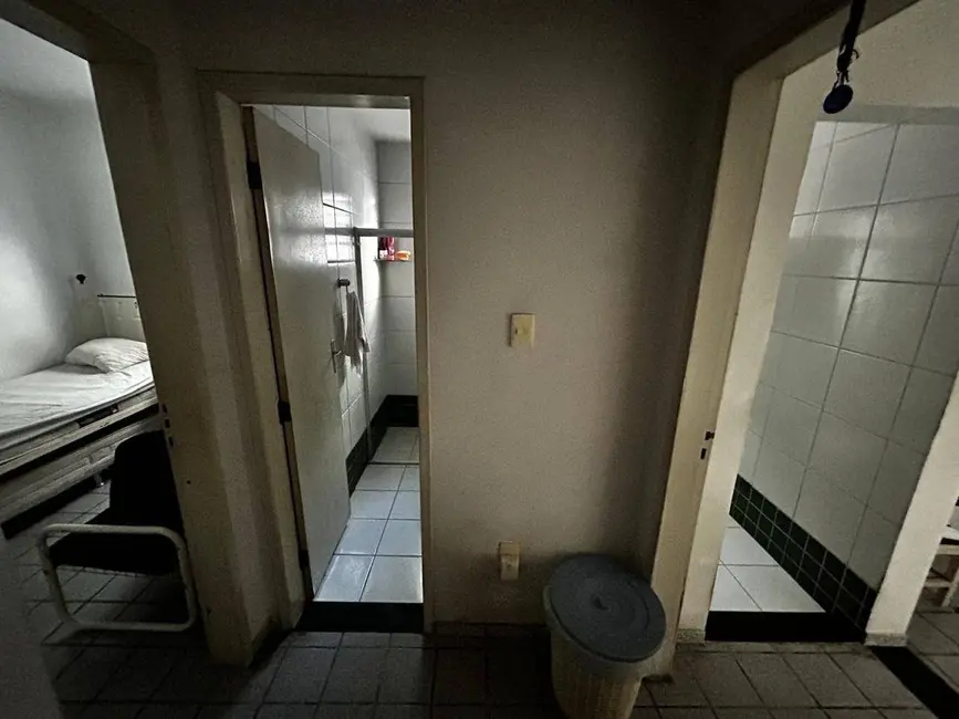 Casa com 3 quartos para alugar, 456m2 em Miramar, Joao Pessoa - PB - imagem 3 Foto 3 de Casa com 3 quartos para alugar, 456m2 em Miramar, Joao Pessoa - PB
