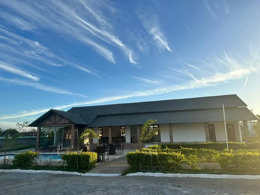 Foto 1 de Casa com 3 quartos à venda, 390m2 em Bananeiras - PB