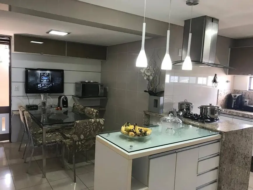 Apartamento com 4 quartos para alugar, 256m2 em Manaíra, Joao Pessoa - PB - imagem 1 Foto 1 de Apartamento com 4 quartos para alugar, 256m2 em Manaíra, Joao Pessoa - PB