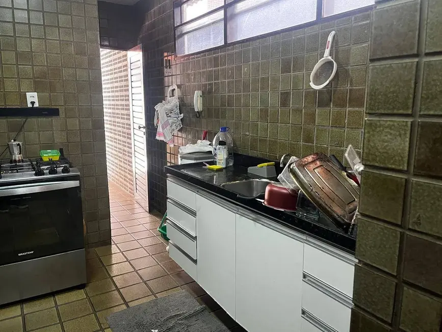 Casa com 7 quartos para alugar, 220m2 em Jardim Oceania, Joao Pessoa - PB - imagem 8 Foto 8 de Casa com 7 quartos para alugar, 220m2 em Jardim Oceania, Joao Pessoa - PB