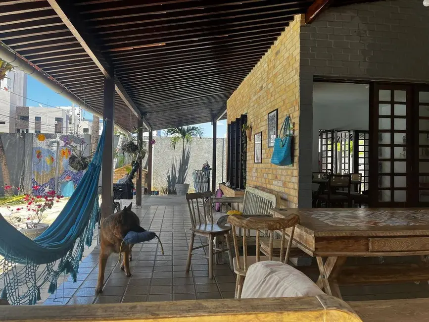 Casa com 7 quartos para alugar, 220m2 em Jardim Oceania, Joao Pessoa - PB - imagem 6 Foto 6 de Casa com 7 quartos para alugar, 220m2 em Jardim Oceania, Joao Pessoa - PB