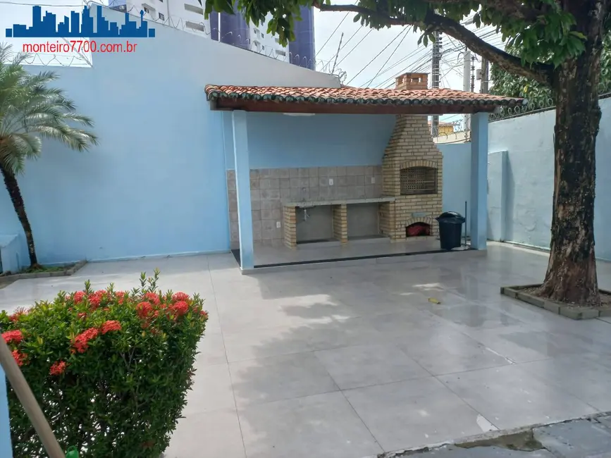 Foto 2 de Casa com 4 quartos à venda, 225m2 em Capim Macio, Natal - RN