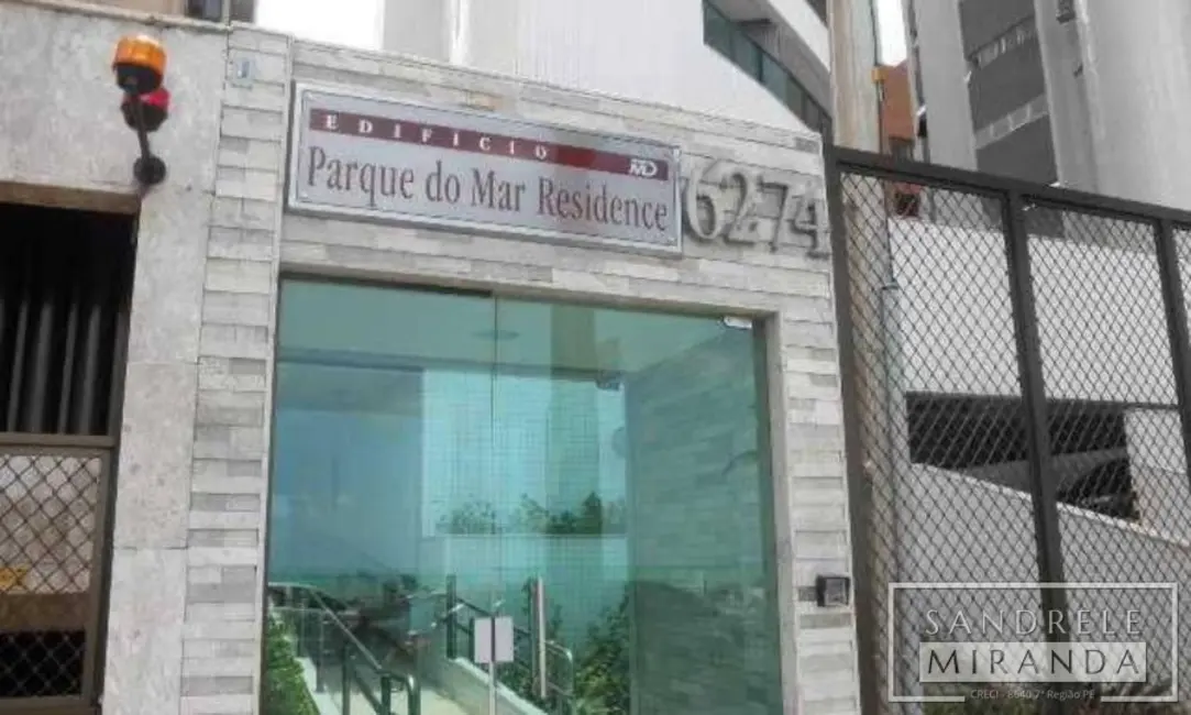 Foto 2 de Apartamento com 2 quartos à venda, 60m2 em Boa Viagem, Recife - PE