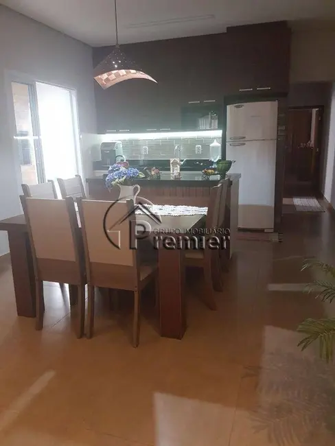 Casa com 2 quartos à venda, 144m2 em Jardim Valença, Indaiatuba - SP - imagem 4 Foto 4 de Casa com 2 quartos à venda, 144m2 em Jardim Valença, Indaiatuba - SP