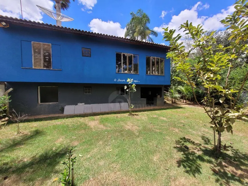 Chácara com 2 quartos à venda, 2050m2 em Colinas do Mosteiro de Itaici, Indaiatuba - SP - imagem 2 Foto 2 de Chácara com 2 quartos à venda, 2050m2 em Colinas do Mosteiro de Itaici, Indaiatuba - SP