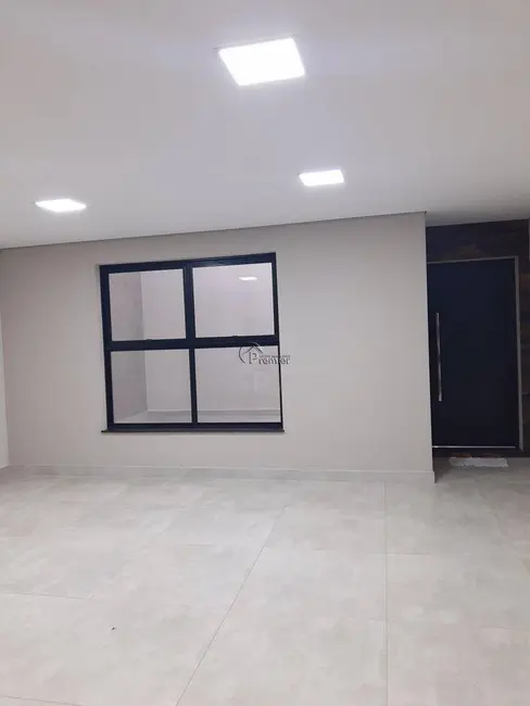 Foto 2 de Casa com 3 quartos à venda, 150m2 em Jardim Regente, Indaiatuba - SP