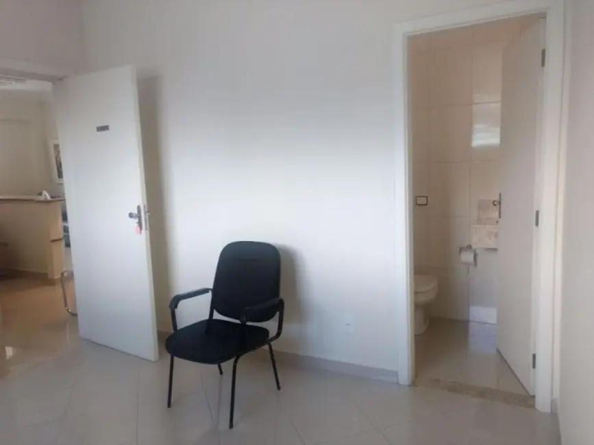 Foto 14 de Casa à venda, 169m2 em Centro, Indaiatuba - SP