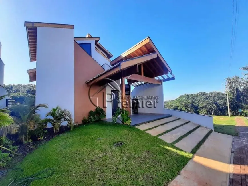 Foto 1 de Casa com 3 quartos à venda, 300m2 em Salto - SP