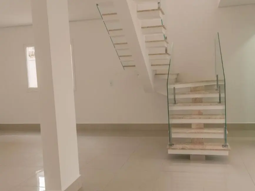 Foto 4 de Sobrado com 4 quartos à venda, 300m2 em Chácara Belvedere, Indaiatuba - SP