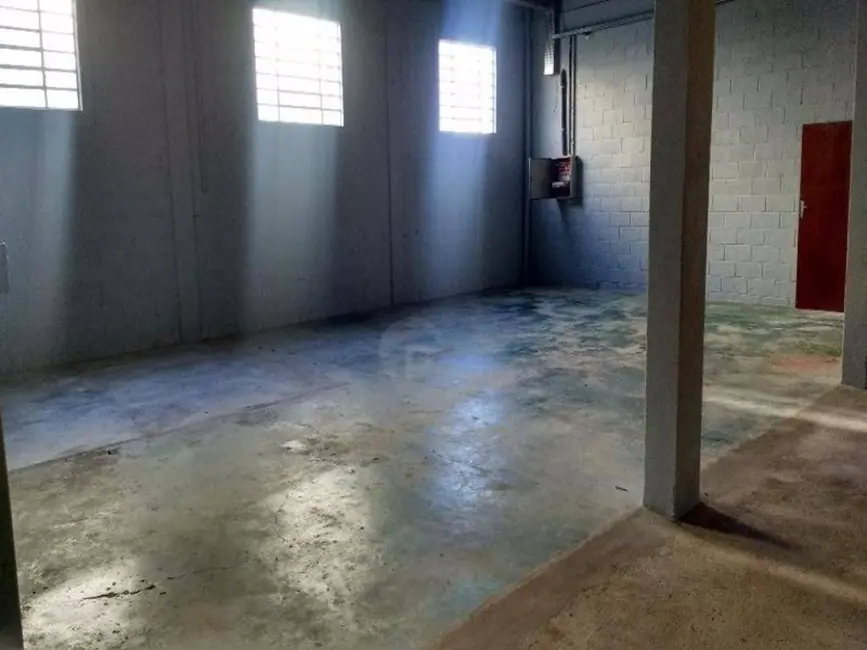 Armazém / Galpão para alugar, 1000m2 em Recreio Campestre Jóia, Indaiatuba - SP - imagem 4 Foto 4 de Armazém / Galpão para alugar, 1000m2 em Recreio Campestre Jóia, Indaiatuba - SP