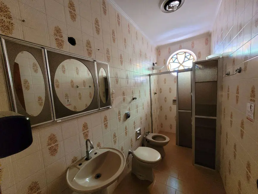 Foto 35 de Casa à venda, 220m2 em Vila Sfeir, Indaiatuba - SP