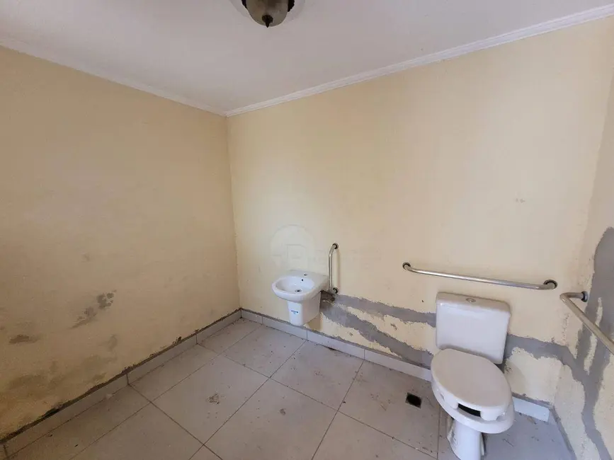 Foto 23 de Casa à venda, 220m2 em Vila Sfeir, Indaiatuba - SP