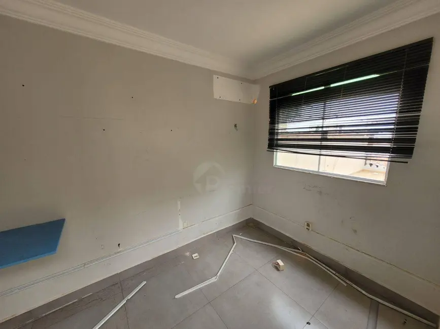 Foto 43 de Casa à venda, 220m2 em Vila Sfeir, Indaiatuba - SP