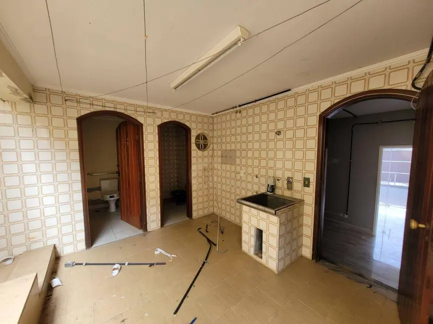 Foto 17 de Casa à venda, 220m2 em Vila Sfeir, Indaiatuba - SP