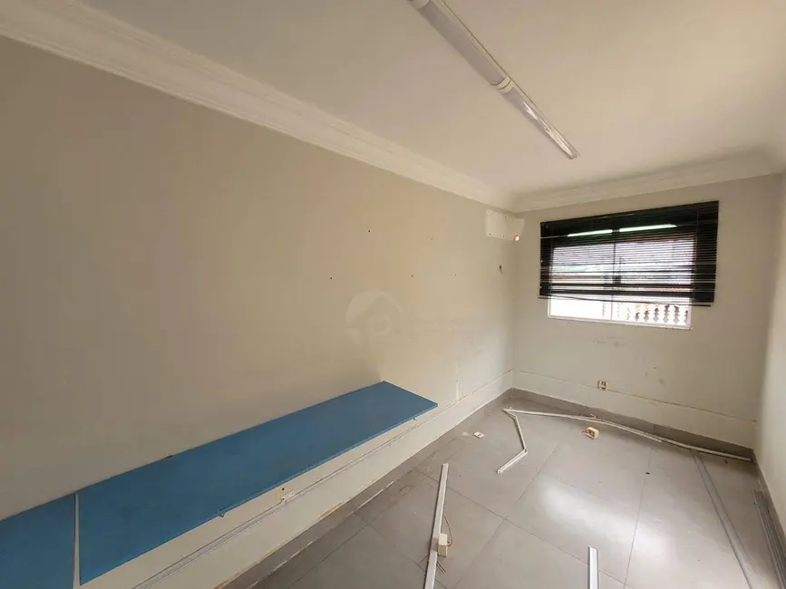 Foto 46 de Casa à venda, 220m2 em Vila Sfeir, Indaiatuba - SP