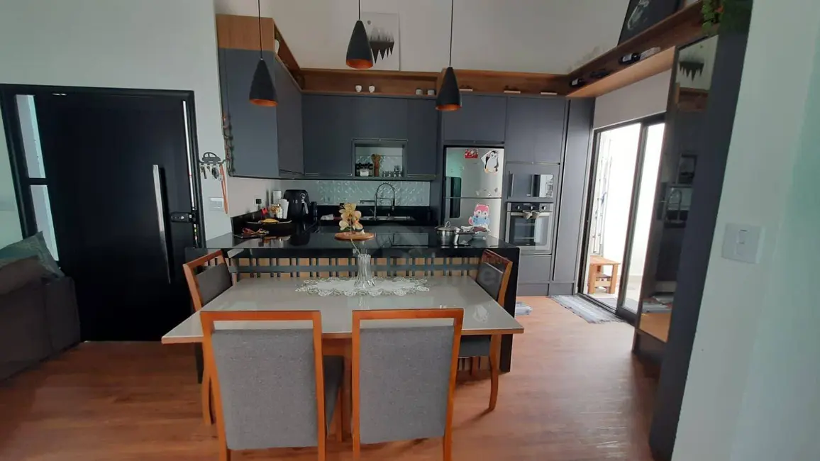 Foto 8 de Casa com 4 quartos à venda, 217m2 em Jardim Moriyama, Indaiatuba - SP