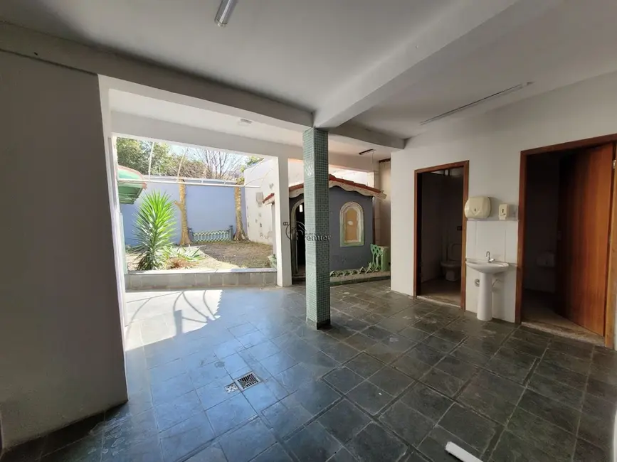 Foto 19 de Casa à venda, 448m2 em Vila Georgina, Indaiatuba - SP